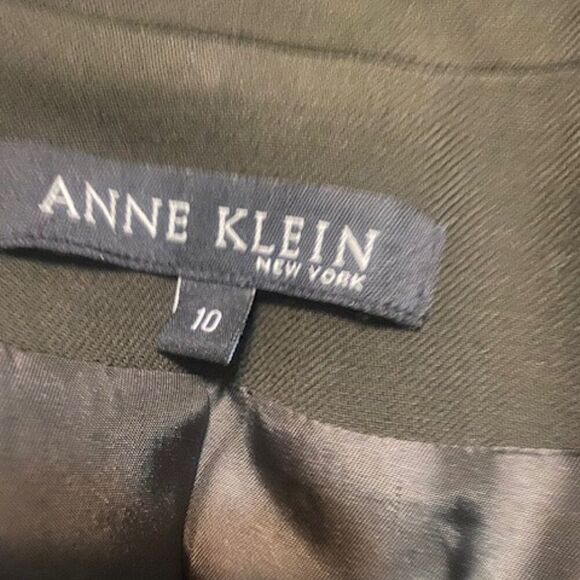 Anne Klein Green 3 Button Wool blazer, size 10 - Picture 3 of 8